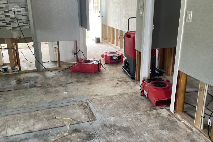 Professional water damage restoration equipment and process in Huntsville home